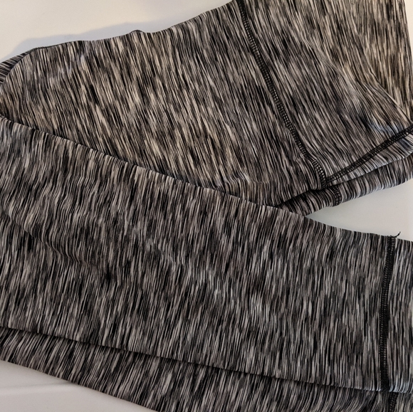 Activewear - Picture 4 of 4